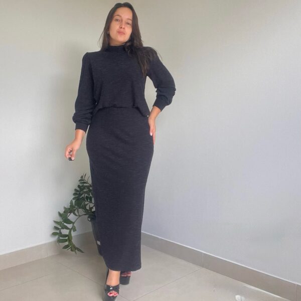 Saia Cecília longuete Preta
