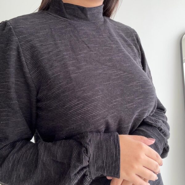 Blusa Cecília Preta manga longa - Imagem 2