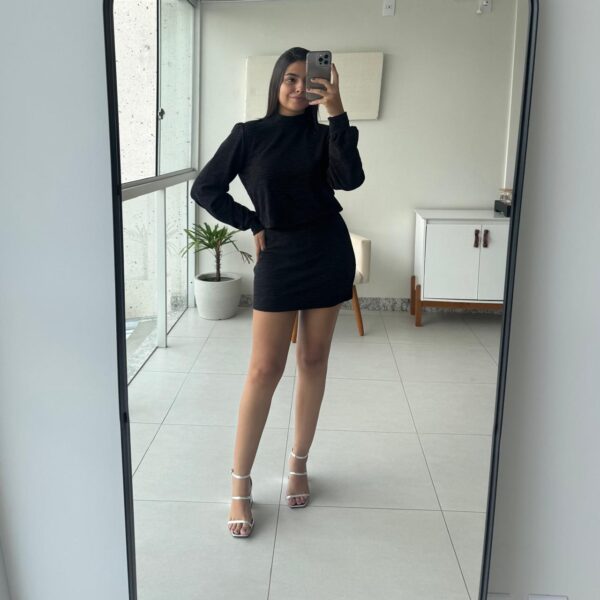 Saia Cecília Preta